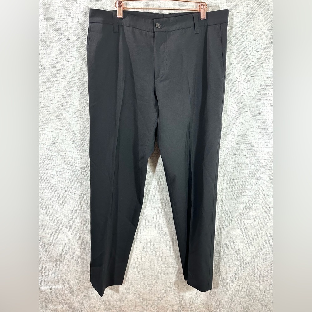Hugo Boss Halm black front pleated trousers size 38R